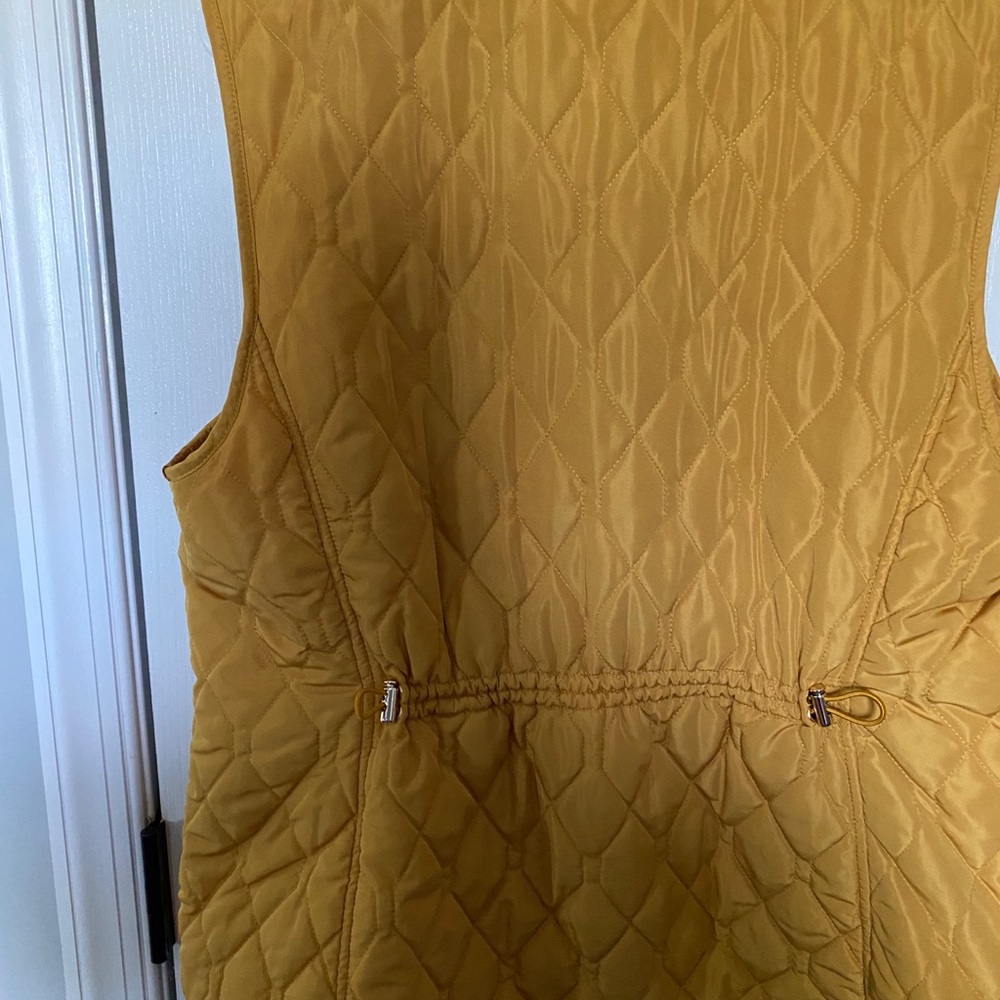 Gold/ mustard vest XL